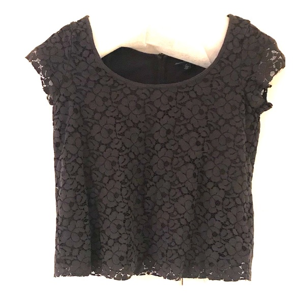 American Eagle Outfitters Tops - American Eagle Lace Overlay Cap Sleeve Top
